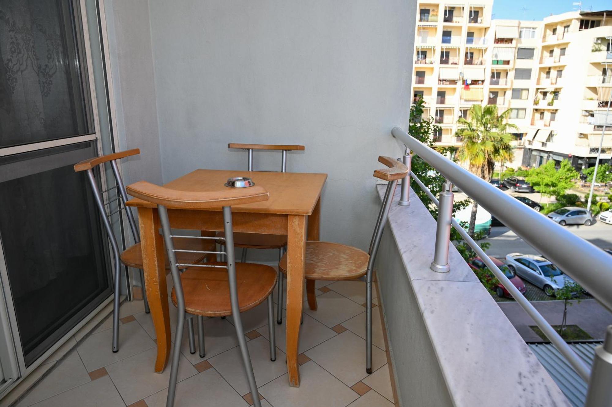 Hotel Vila Emes Durres Ruang foto