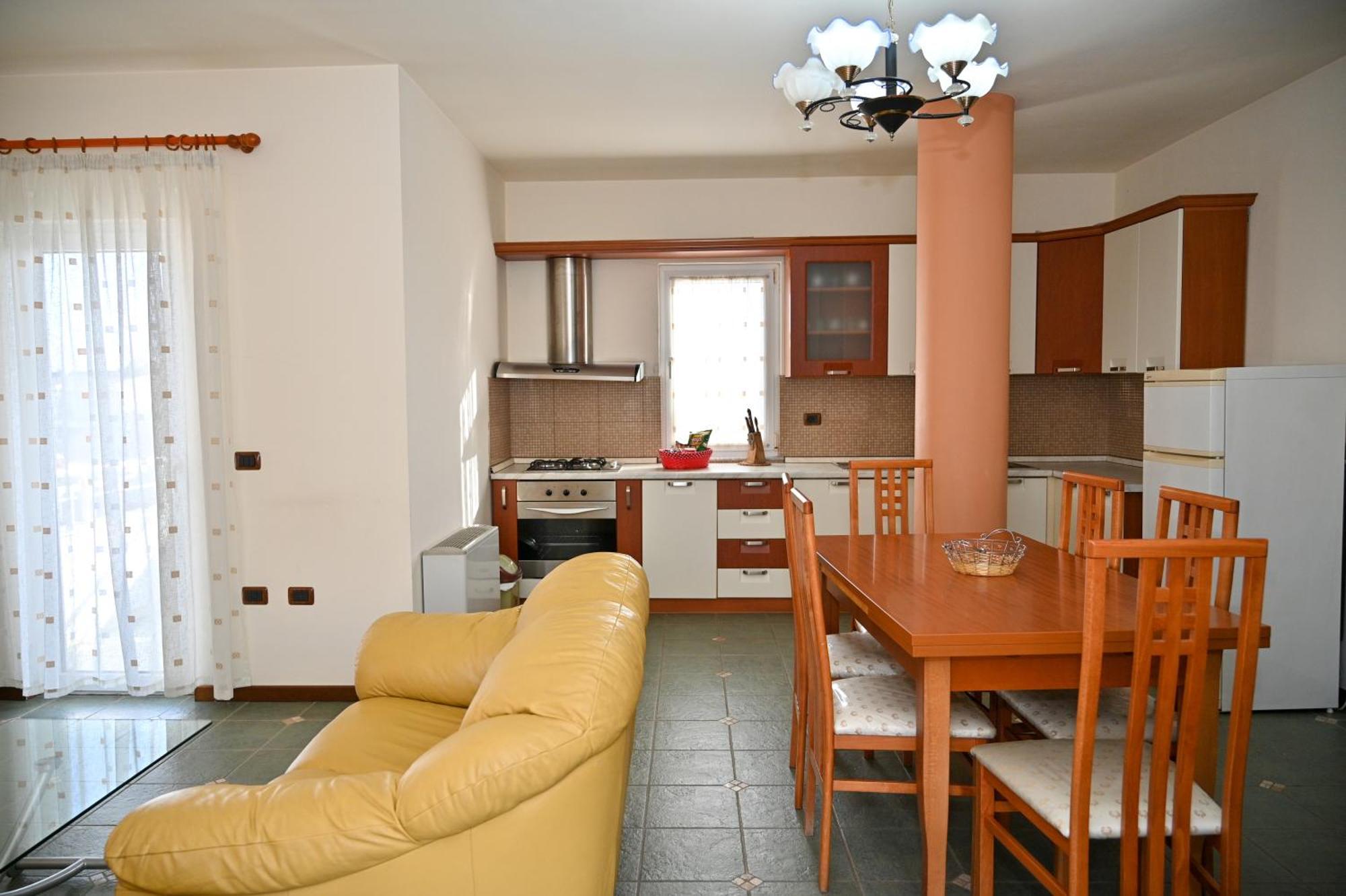 Hotel Vila Emes Durres Bagian luar foto