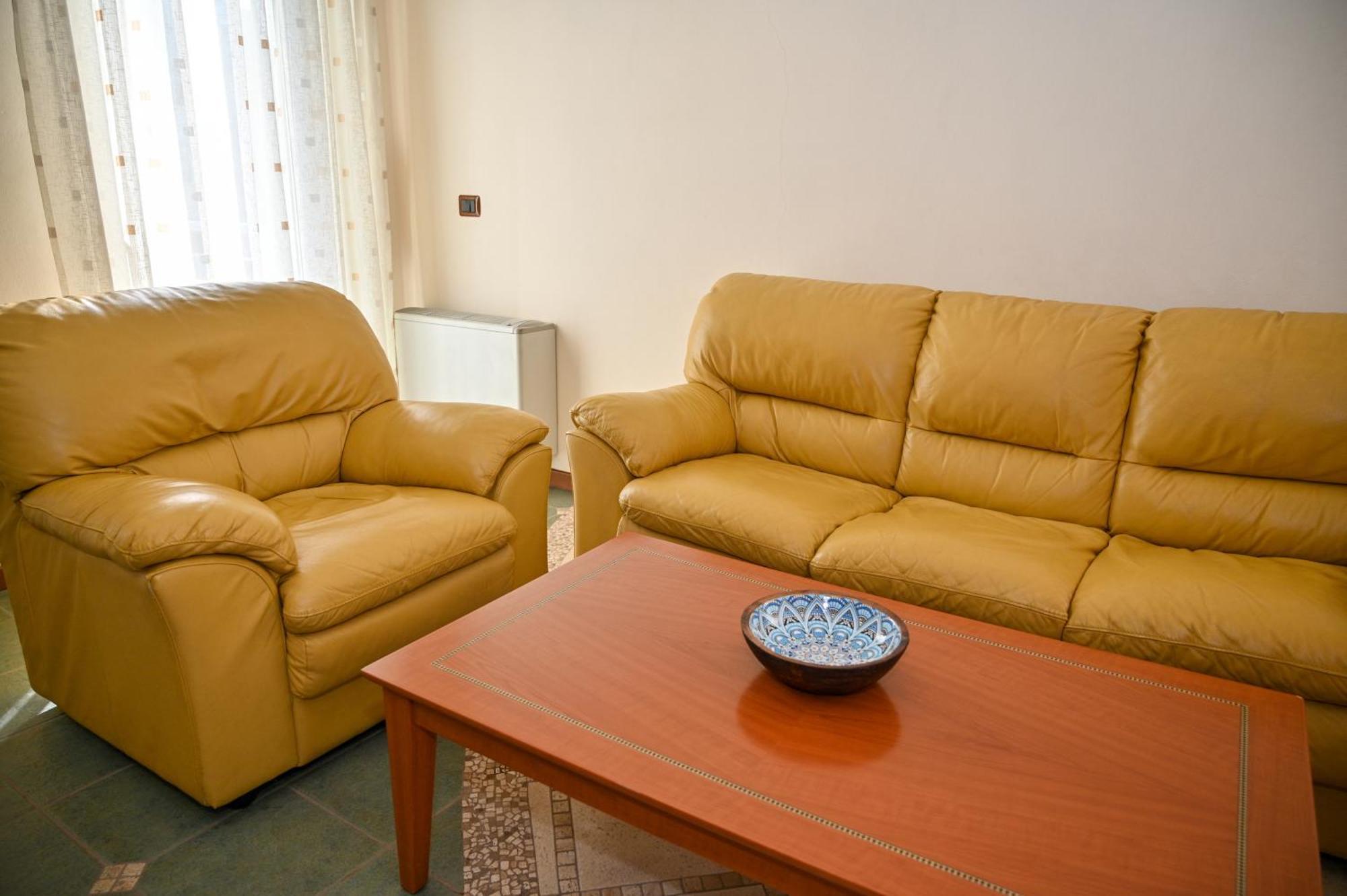 Hotel Vila Emes Durres Ruang foto