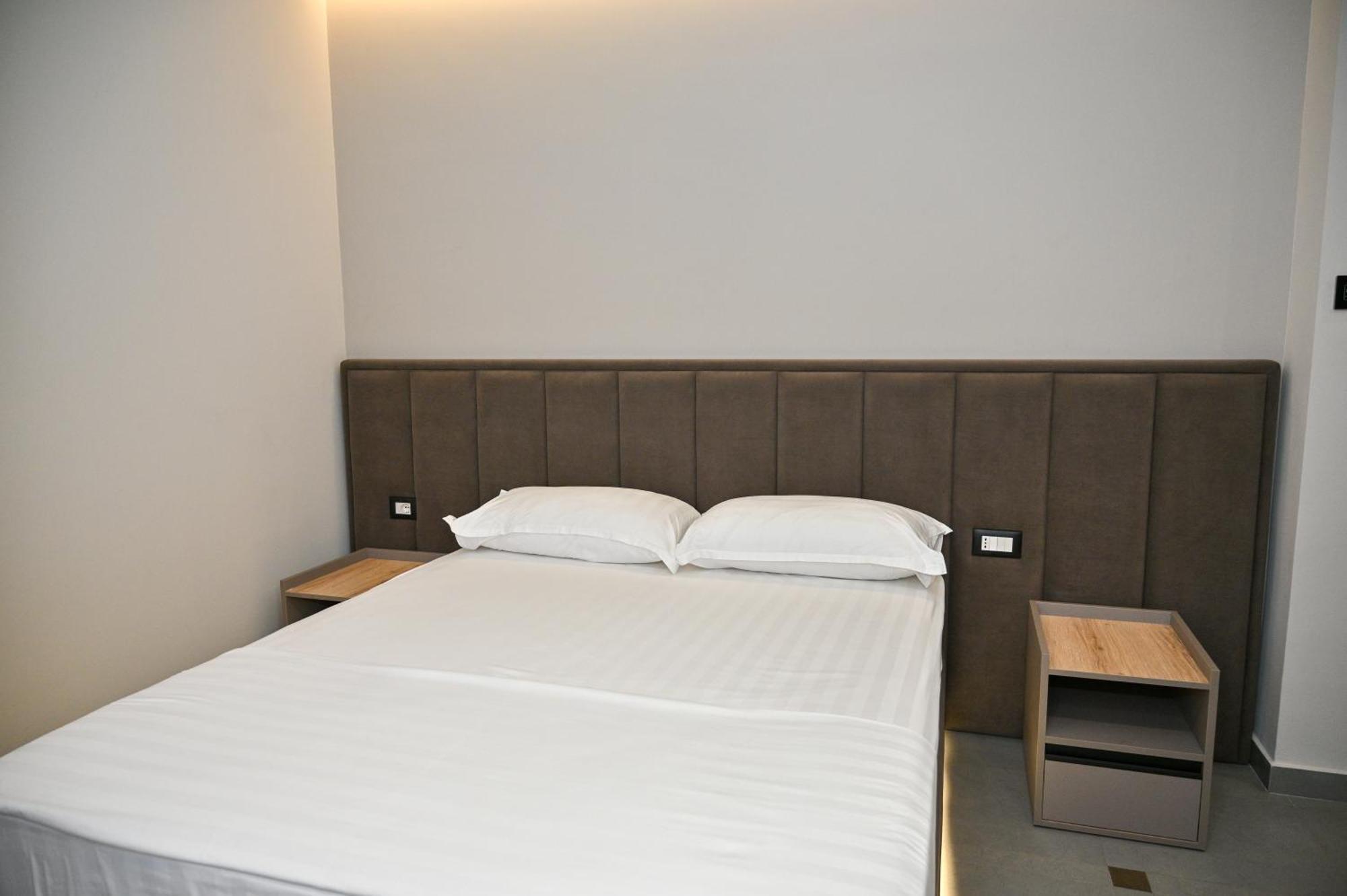 Hotel Vila Emes Durres Ruang foto
